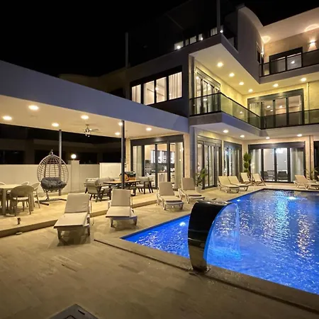 Infinity Villa