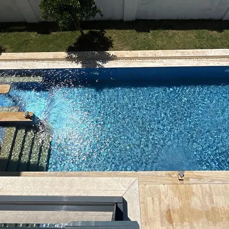 Villa Infinity