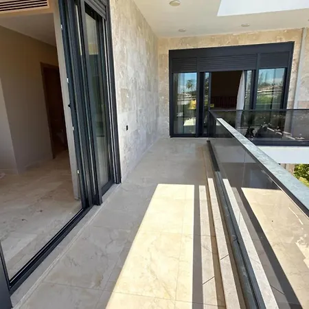 Villa Infinity